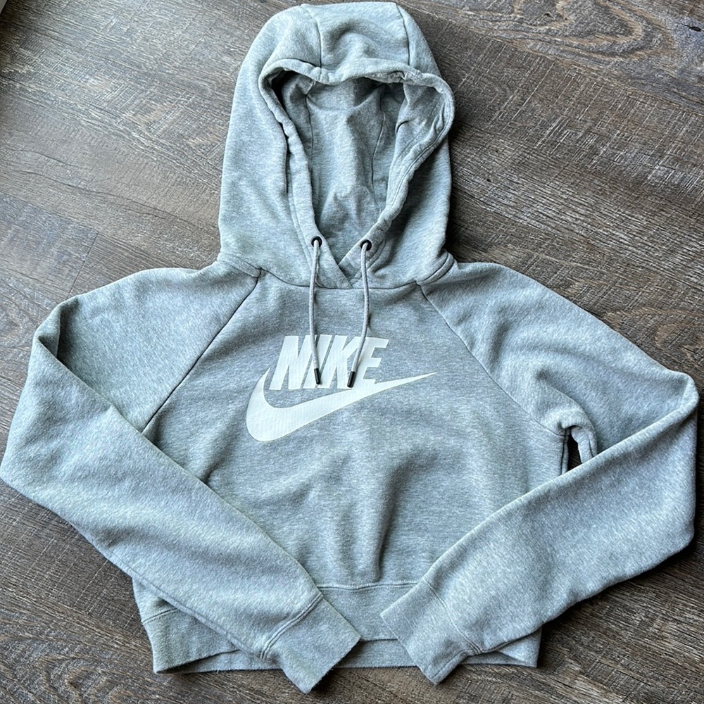 Nike crop hoodie